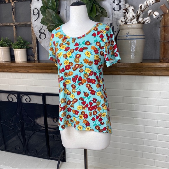 LuLaRoe Tops - LuLaRoe Irma high low scoop neck floral size M